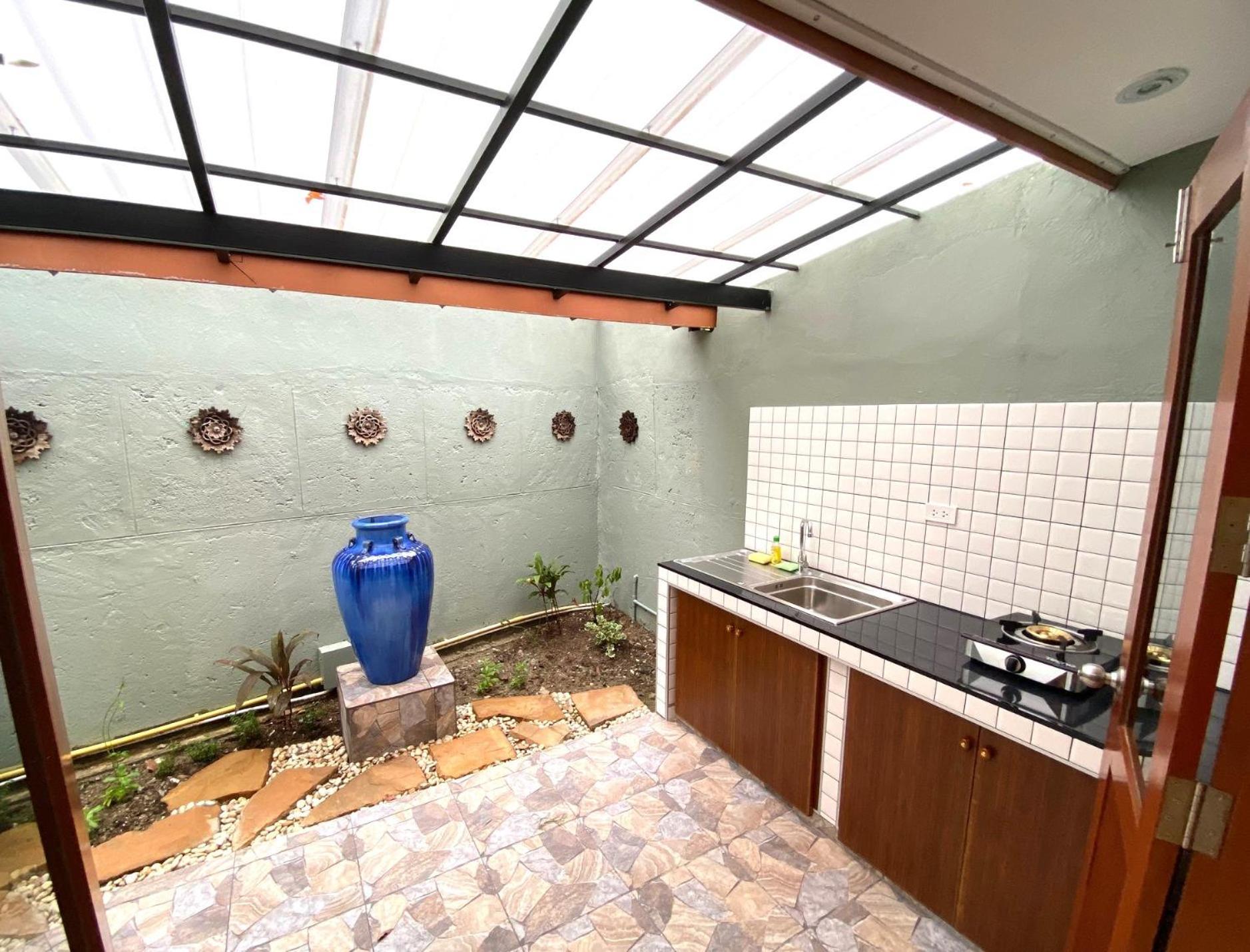 Baleeyan Residence Thalang Luaran gambar