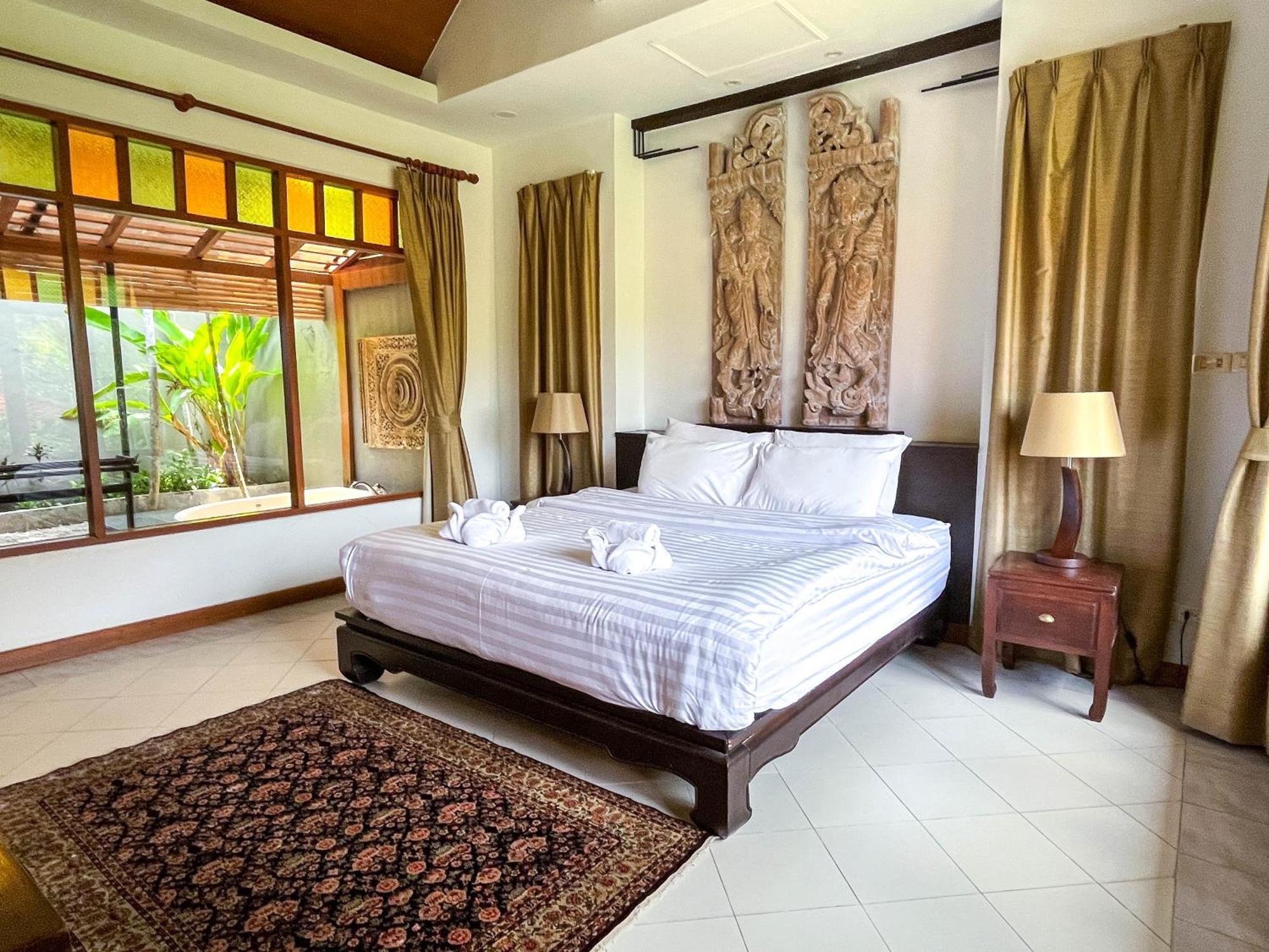 Baleeyan Residence Thalang Bilik gambar