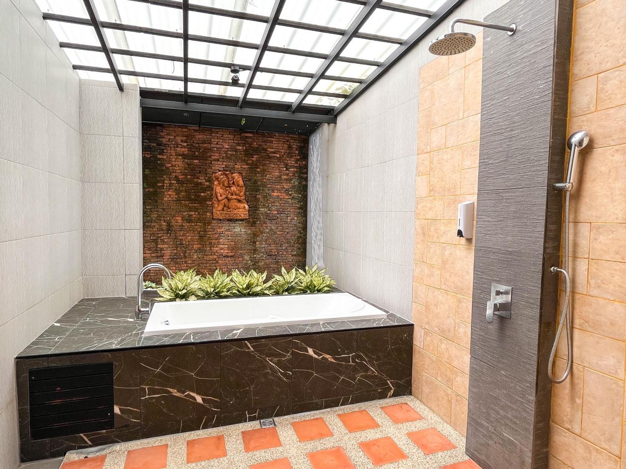 Baleeyan Residence Thalang Luaran gambar