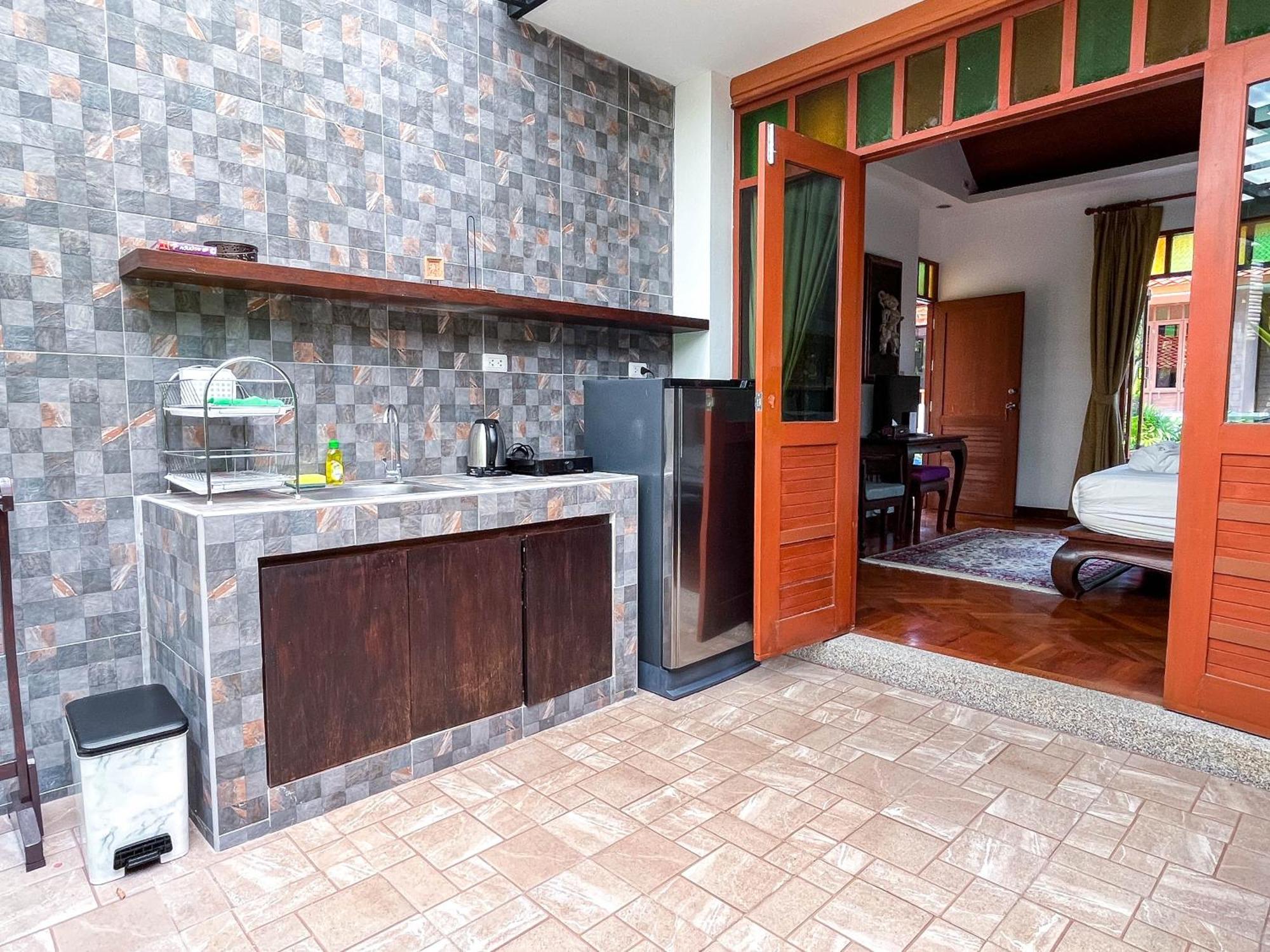 Baleeyan Residence Thalang Bilik gambar