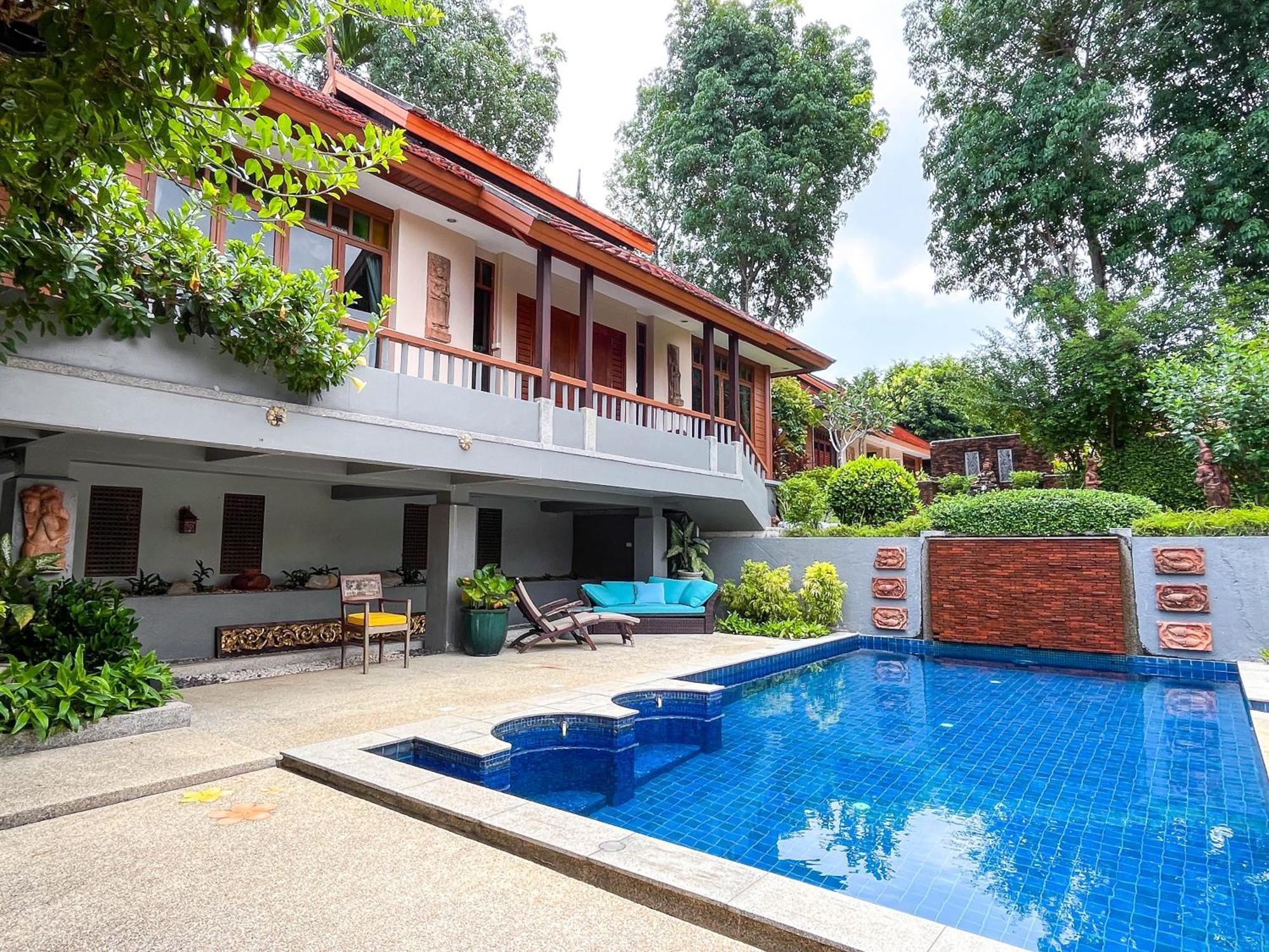 Baleeyan Residence Thalang Bilik gambar